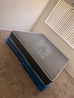 King mattress regular and box spring set (2pc - brand new)