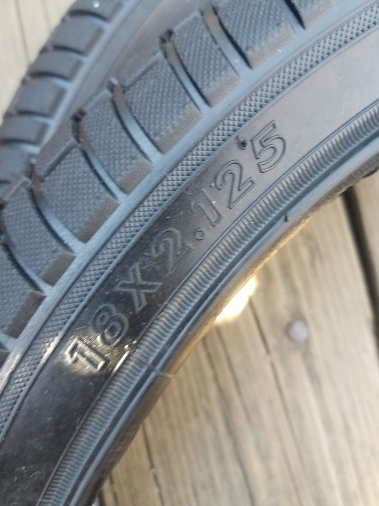 2pack 18" Bike Tires & Tubes (18×2.125)