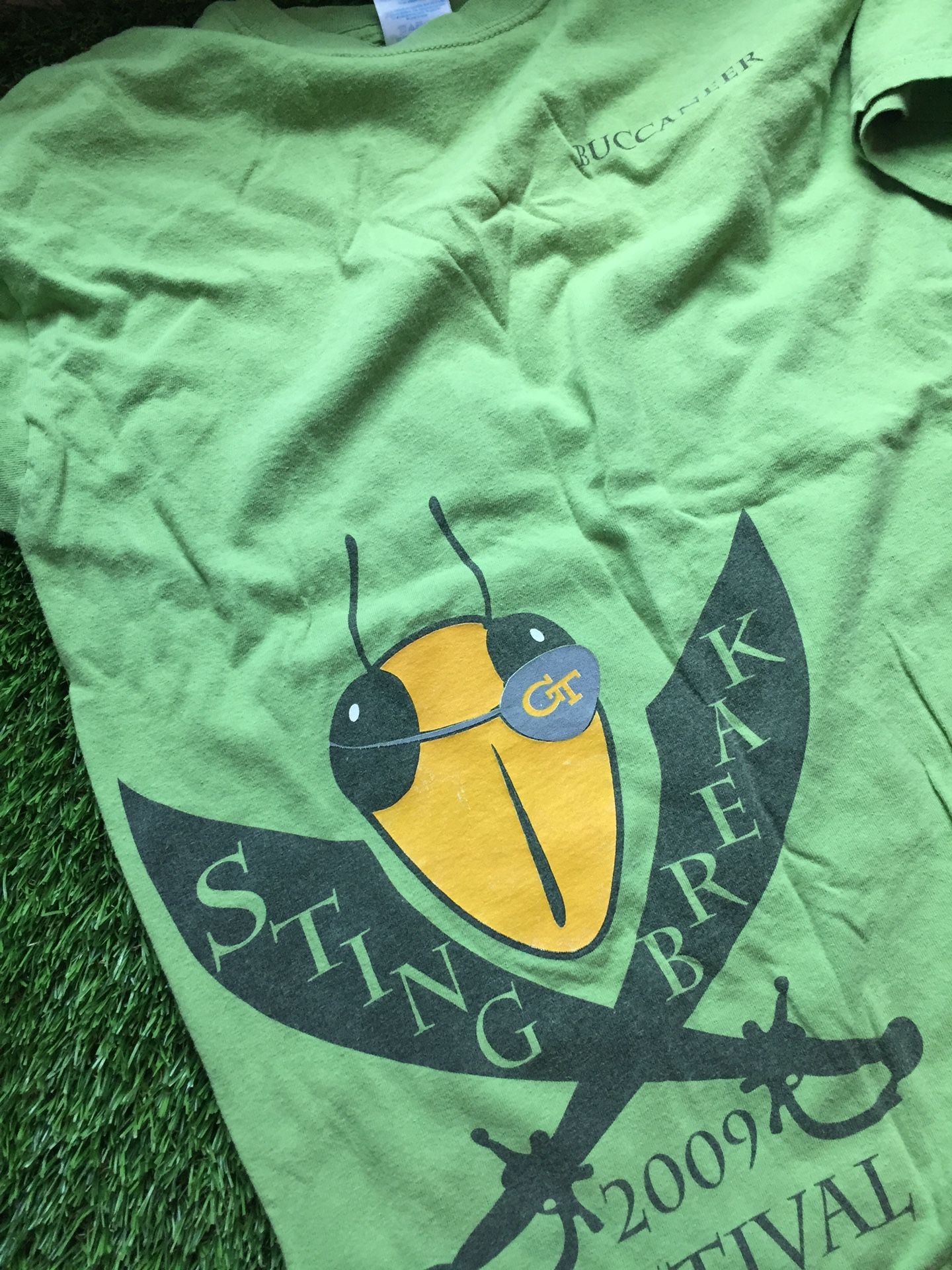 Vintage Georgia Tech Sting Break Festival Buzz Mens Size Medium Shirt Graphics GT Yellowjackets Institute of Technology Student Center