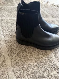 Blando waterproof black boots