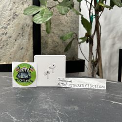 Apple AirPods Pro 2nd Gen 