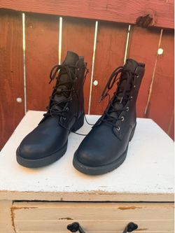 Woman boots