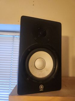 Yamaha Studio Monitor Speaker (Left + Right)