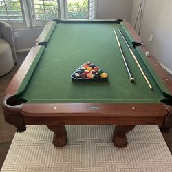 7.5 Foot Pool Table. Sportscraft. 