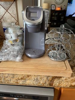 Grey Keurig 2.0 Coffee Maker, Practically New!