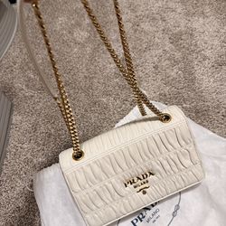 Prada Nappa Gaufre Chain Flap Bag – Medium (White)