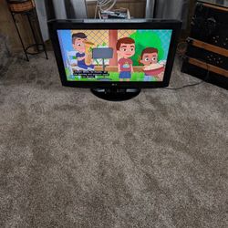32-In LG Flat Screen TV