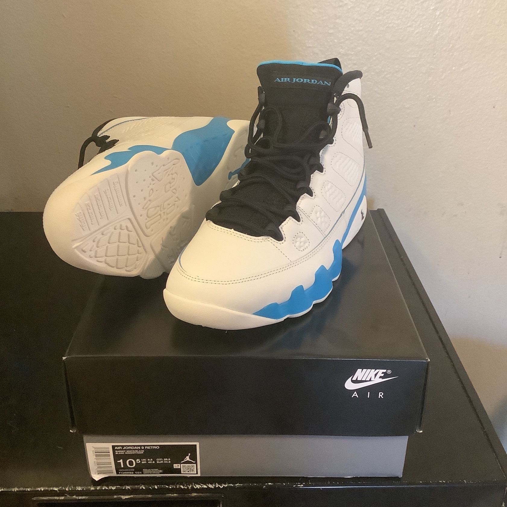 Air Jordan 9 Retro