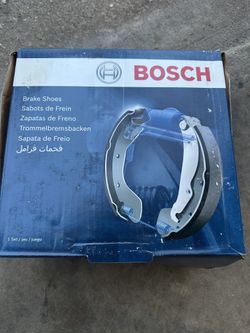 Bosch brakes shoes for Nissan pathfinder
