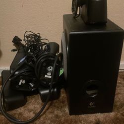 Logitech X-530 5.1 Surround Sound Computer Speaker System - Sub + 5 Speakers