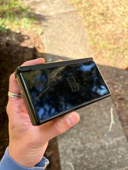 Nintendo DS Lite