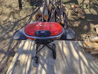 Coleman Portable Gas Powered BBQ Pit