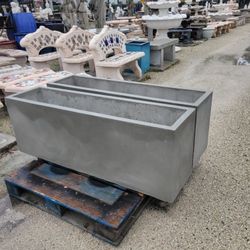 Concrete Planter 