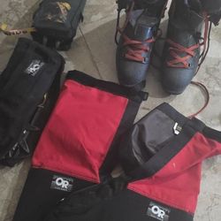 Mountain climbing set