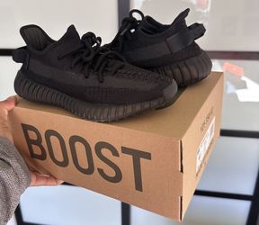 Yeezy 350 Onyx Size 4.5