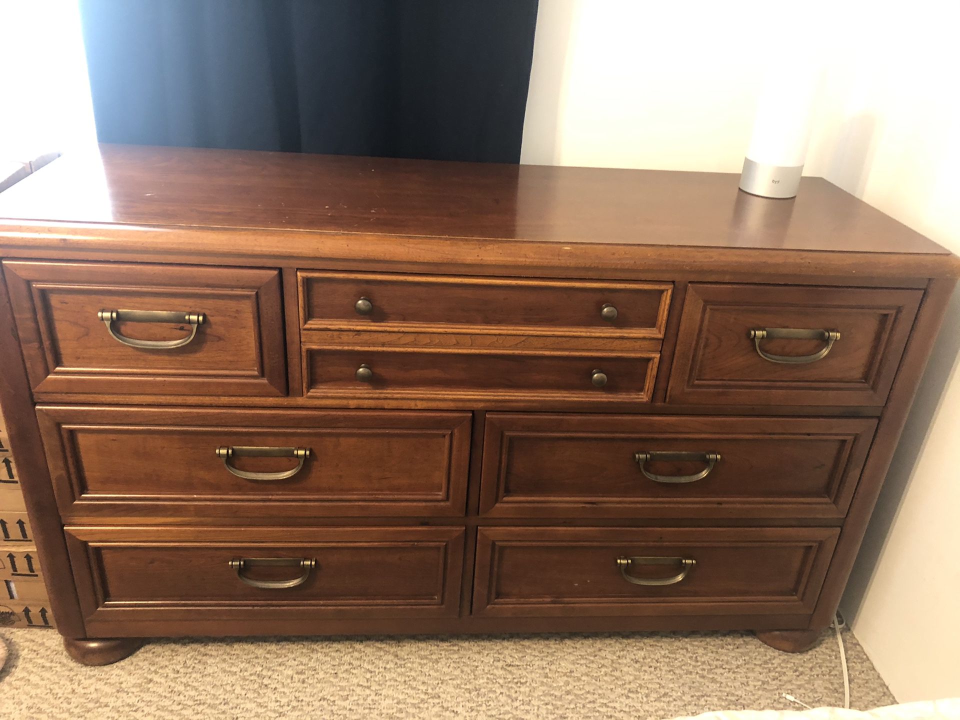 Dressers. Wooden chest Stanley in good condition!