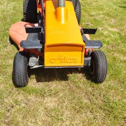 Riding Mower 