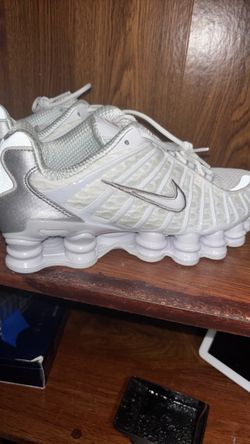 Nike shoxs  size 7 1/2