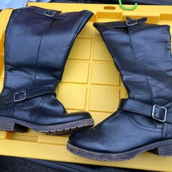 Woman’s Black Faux Leather Boots Size 9