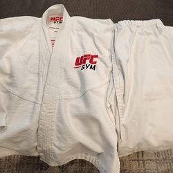 Kids BJJ Gi Uniform Size 1 White UFC