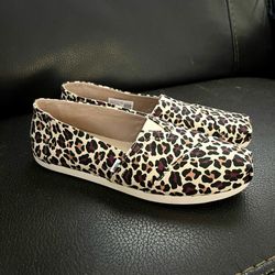 Toms Leopard Print Shoes