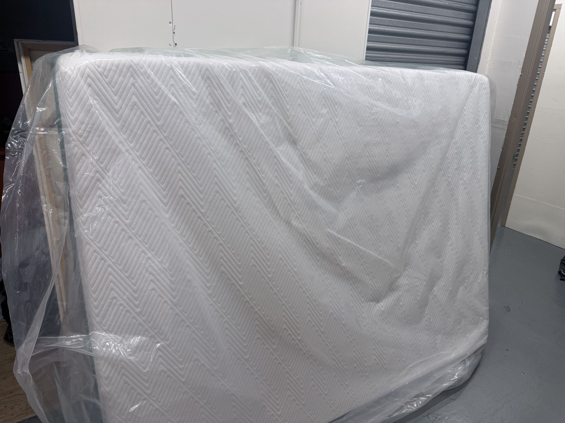 Queen Mattress & Box Spring