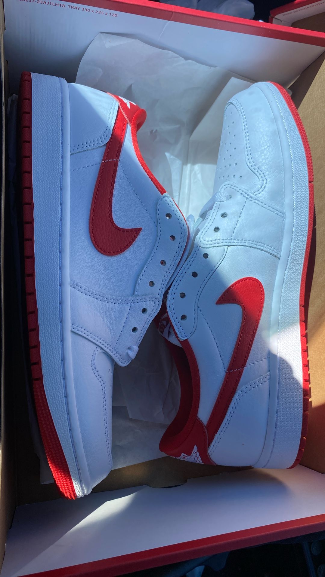 Air Jordan 1s Low