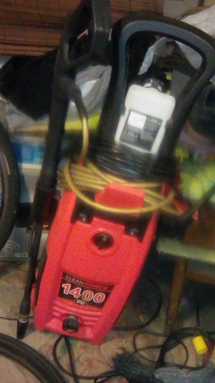 Power Washer clean force 1400 psi