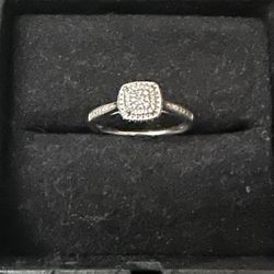 Kay’s Jeweler Engagement Ring