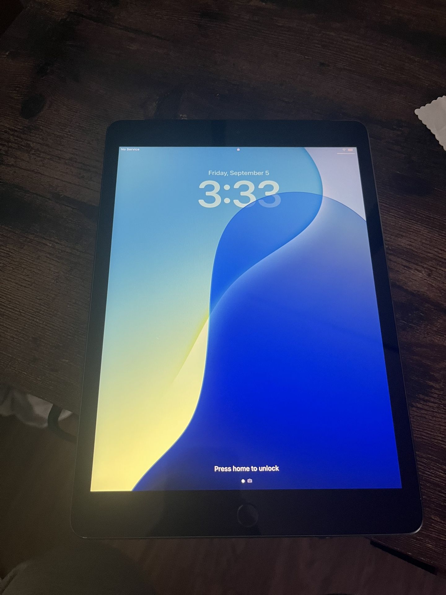 iPad 8th Generation Cellular Data 32gb