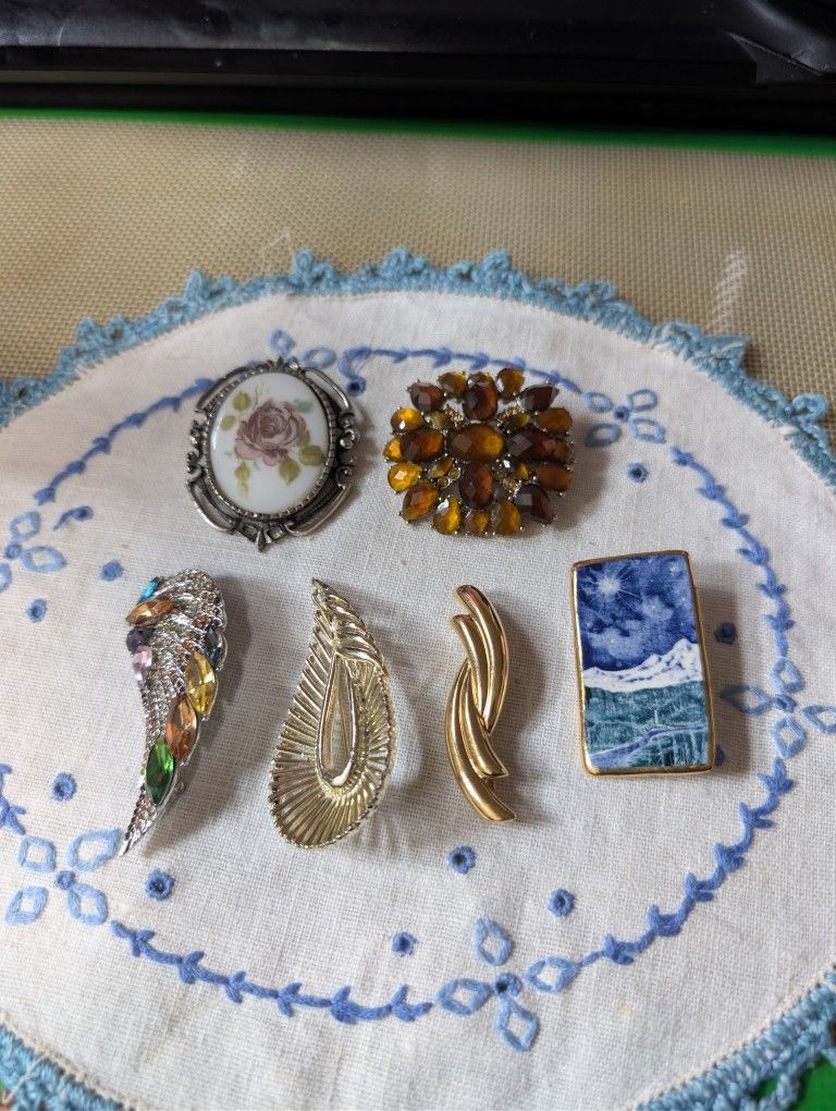 6 Vintage Brooches/Pins $75 Takes ALL!