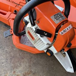 Stihl 028 AV Wood Boss Chain Saw 16” 