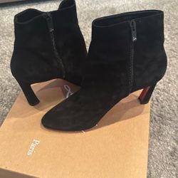 Christian Louboutin Size 40
