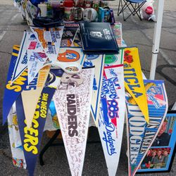 Vintage Sports Pennants Flags NBA Nfl Mlb Usfl Nascar Lakers Raiders Dodgers Ucla Rams Chargers Oakland Invaders LA Express San Antonio Gunslingers 