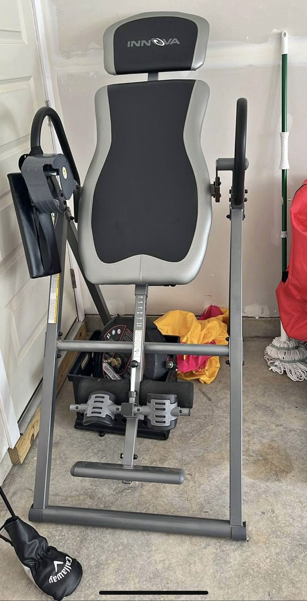 Innova Health and Fitness ITX9600 Heavy Duty Deluxe Inversion Therapy Table