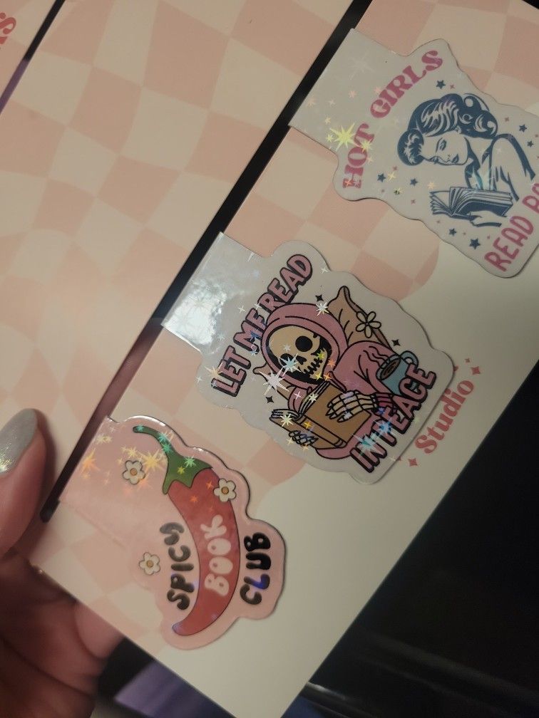3 Magnetic Bookmarks (Shipping Only)