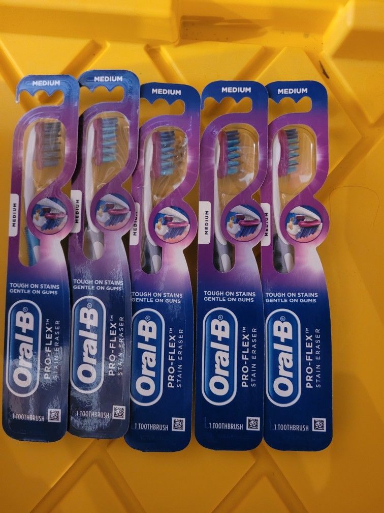Oral B Toothbrush