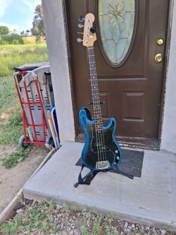 American fender bass 11