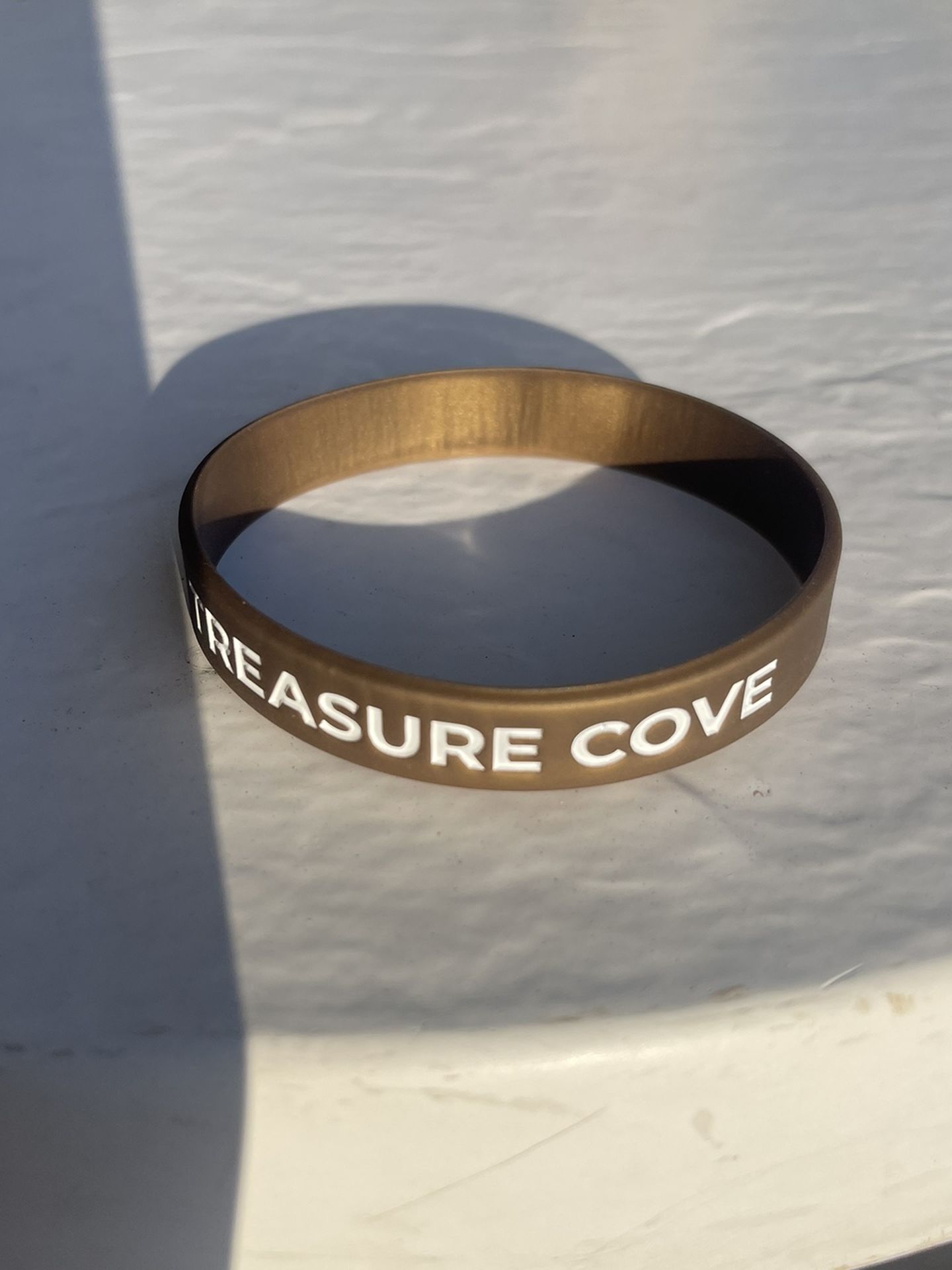 Westgate Resort and Spa Treasure Cove Water Park Wristbands. Adult And Children. Multiple Sets
