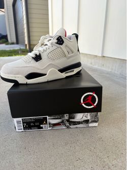Jordan 4’s
