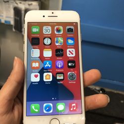 Factory unlocked iPhone 7 32gb, store warranty 