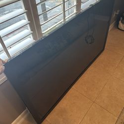 60” LG SMART TV - Used Works Perfectly 