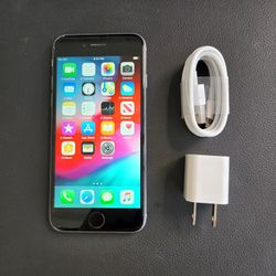 iPhone 6 - UNLOCKED - Like New  