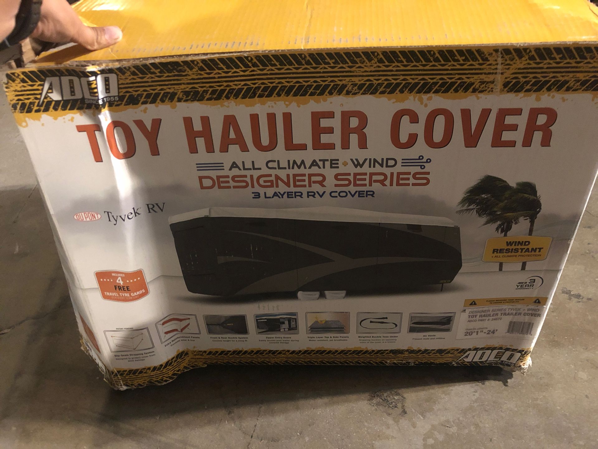 Toy hauler cover
