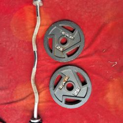 EZ-CURL BAR WITH LOCKJAW COLLARS AND  50LBs Lbs 2" HOLE OLYMPIC PLATES. 2-25s. 
11525 S  HALSTED/ 7111.S WESTERN WALGREENS 
100$ CASH ONLY AS IS