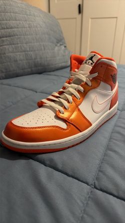 Air Jordan 1 Mid Metallic Orange Mens 11.5