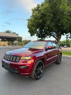 2020 JEEP GRAND CHEROKEE LAREDO