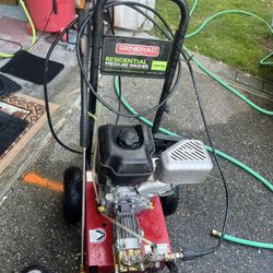 Generac 2300 Psi pressure washer Works Like New 