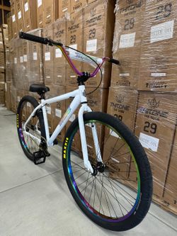 Throne Goon 29” Bikes