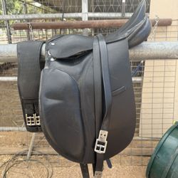 16 Inch Dressage Saddle